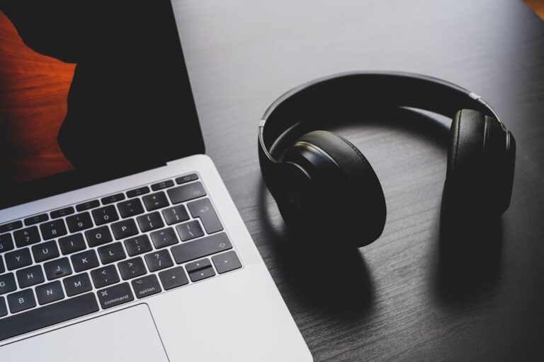 Top Features to Look for in Quality Headphones
