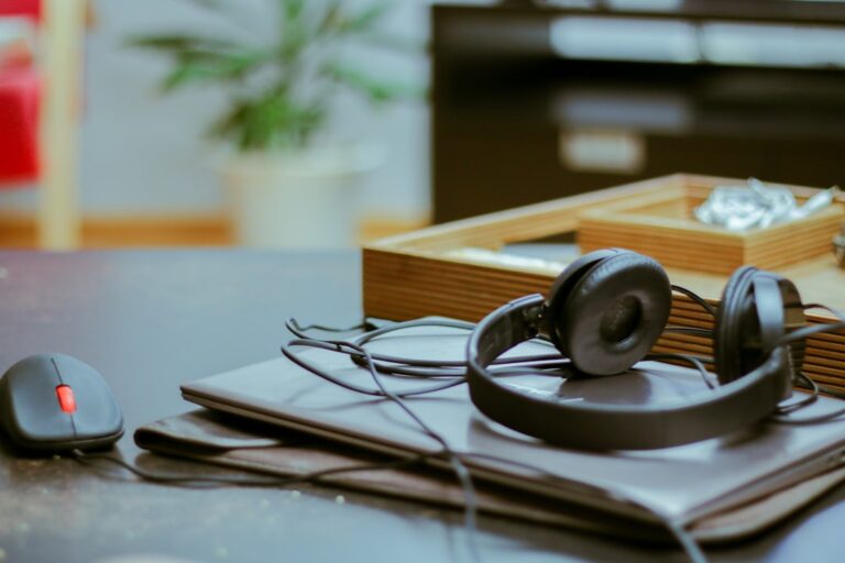 The Benefits of Upgrading Your Headphones This Year
